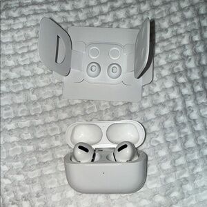 Apple AirPod Pro 1st Generation